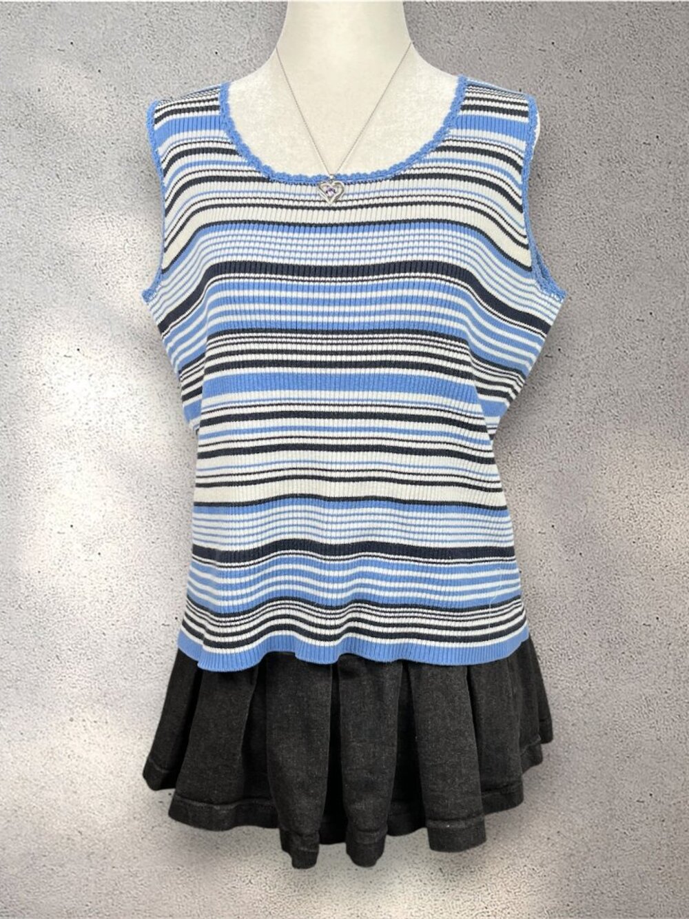 VTG St. John's Bay Top Women's L Blue Striped Sleeveless Fairy Indie Grunge Y2K